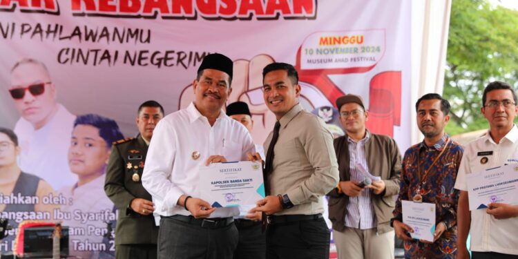 Penghargaan Hari Pahlawan untuk Kapolsek Banda Sakti