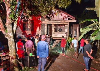 Kebakaran di Tanah Luas, Rumah Warga Tua Nyaris Ludes