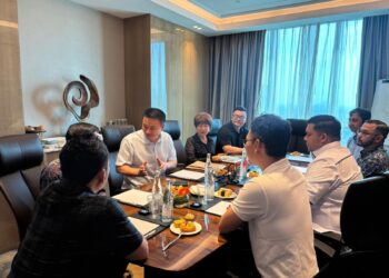 Wali Kota Lhokseumawe Bahas Kerja Sama Strategis Transportasi dan Energi dengan Investor Nasional di Jakarta