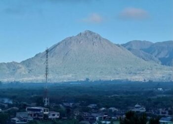 Gunung Bur Ni Telong Naik Status ke Level Waspada, Warga Diimbau Jauhi Kawah