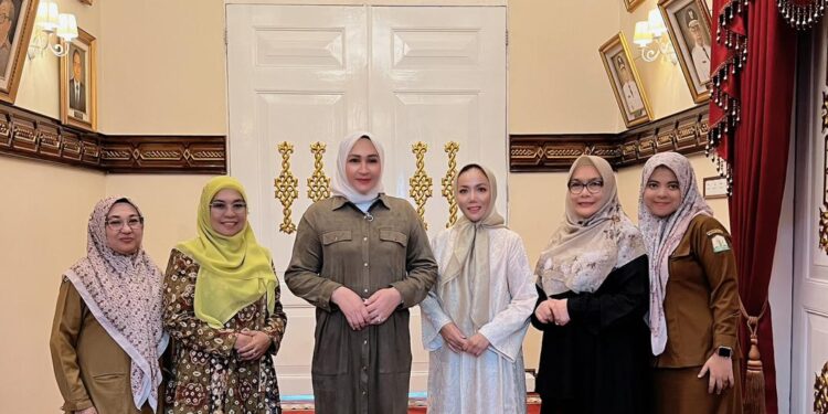 Dari Tanah Rencong ke Dunia: Kiprah Perempuan Aceh Menyebarkan Kekuatan Budaya dan Ekonomi