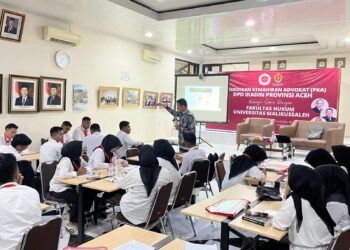 Dr. Hadi Iskandar Bekali Teknik Beracara TUN Untuk Calon Advokat IKADIN