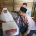Polsek Tanah Luas Hadirkan Harapan: Santunan Dhuafa di Blang Jruen Penuh Haru