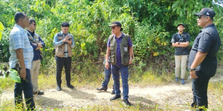 Percepat Pembangunan Huntap, Pemkab Dan Tim Kemen PKP Cek Lahan Di Langkahan