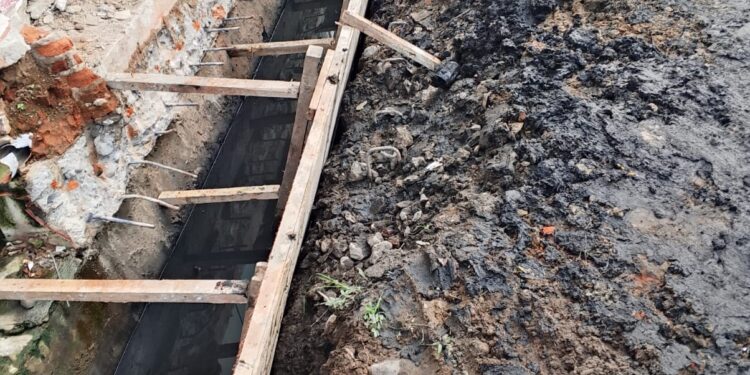 Soroti Proyek Drainase, Kabid SDA PUPR Lhokseumawe Tantang Wartawan Berkelahi